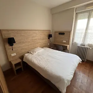  Hotel Le D'artagnan